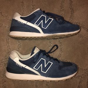 New Balance 696 Tennis Shoes Size: 7.5